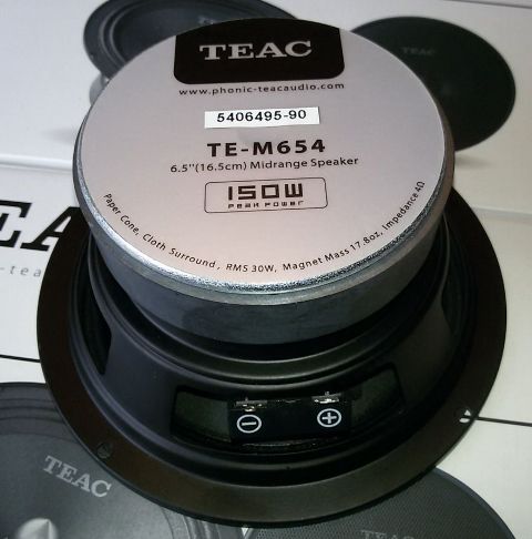 Акустическая система Teac TE-M804 Teac TE-M804. Технические характеристики TE-M804.
